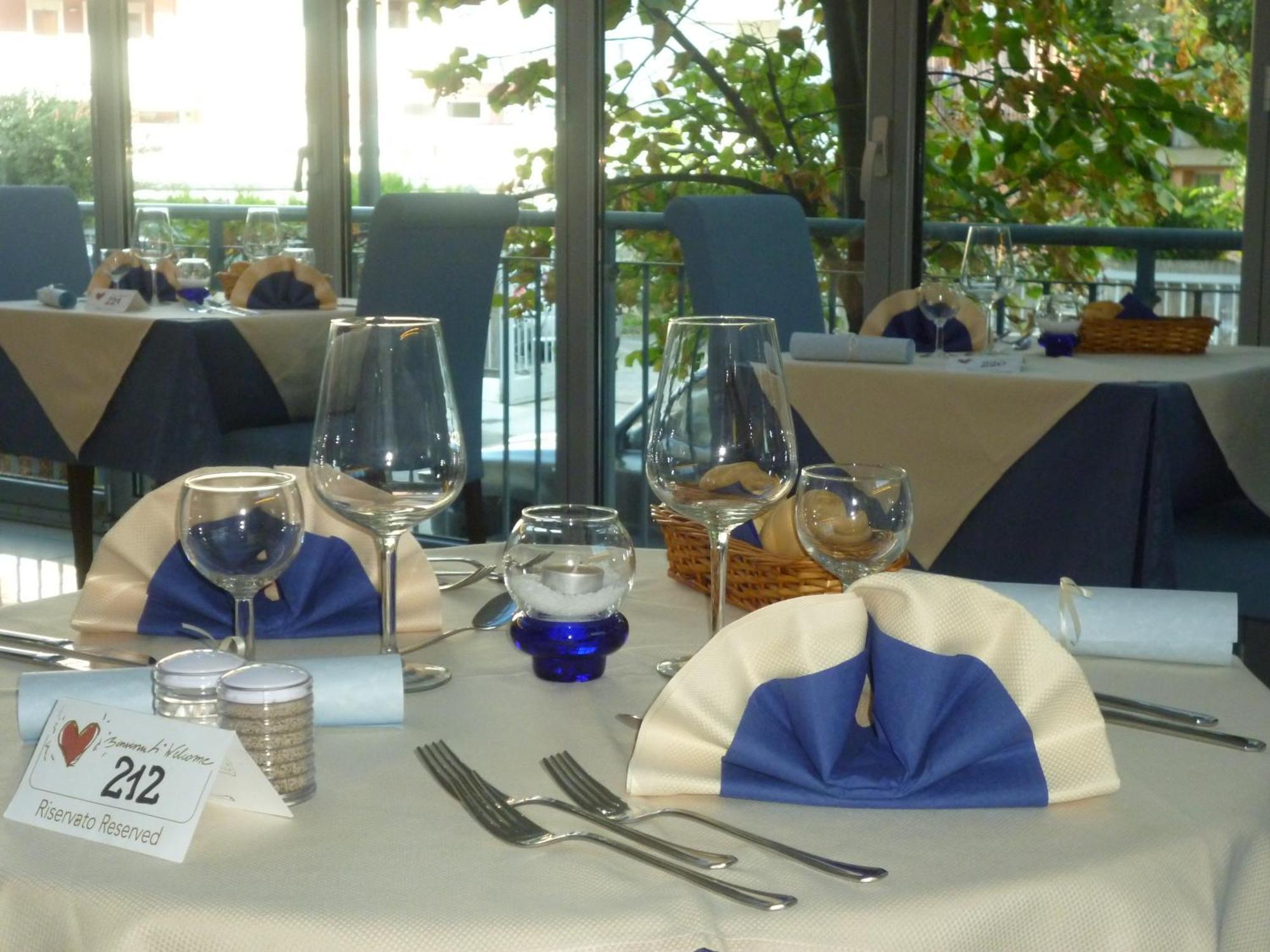 Hotel Europa Grado Bagian luar foto